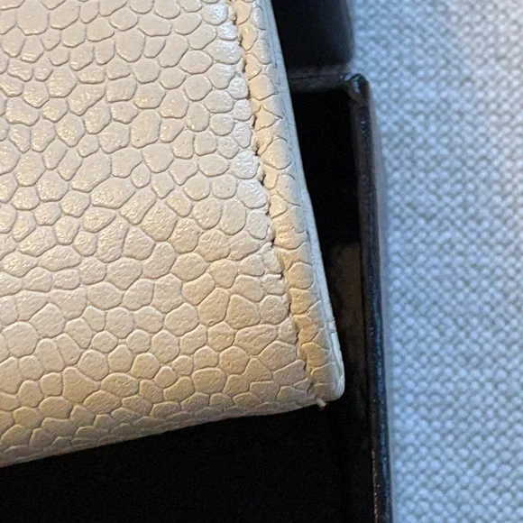 Chanel White Leather Wallet - Picture 5 of 16